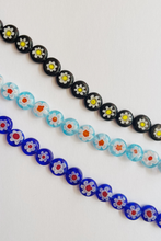 Load image into Gallery viewer, Flower Glass Necklace